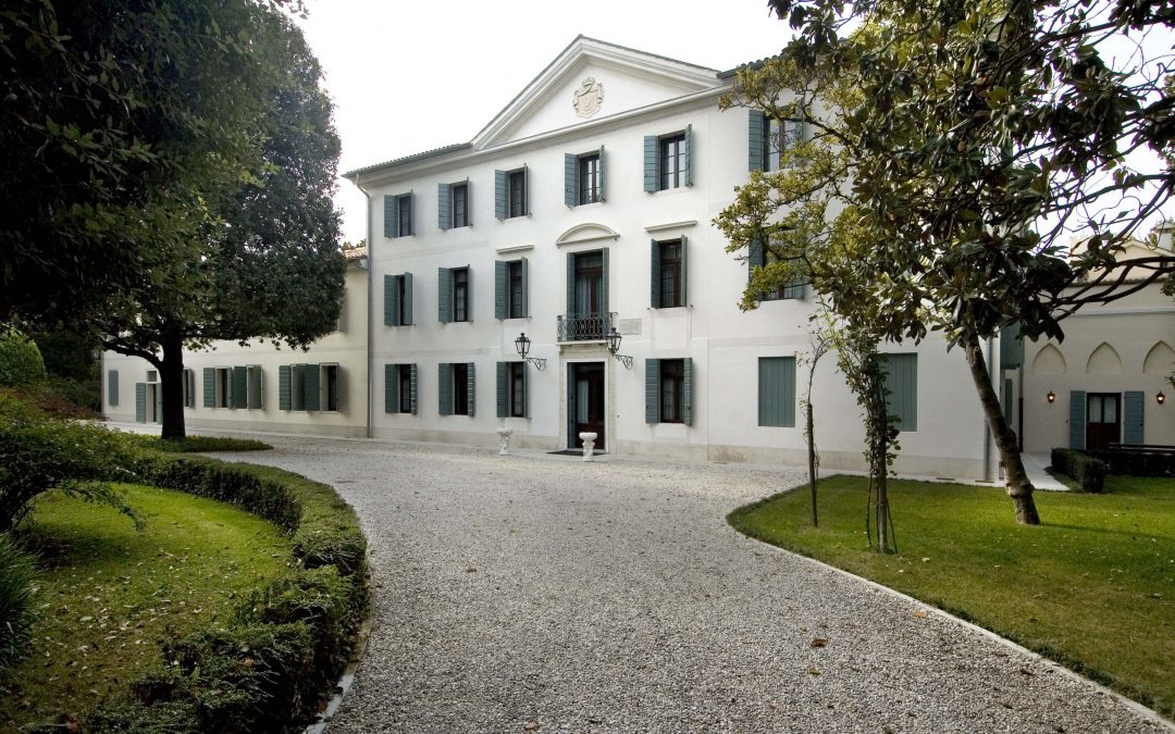 (EN) Conservation and Renovation of  “Villa Fürstenberg” Marocco (Venice), 2008 – Private client